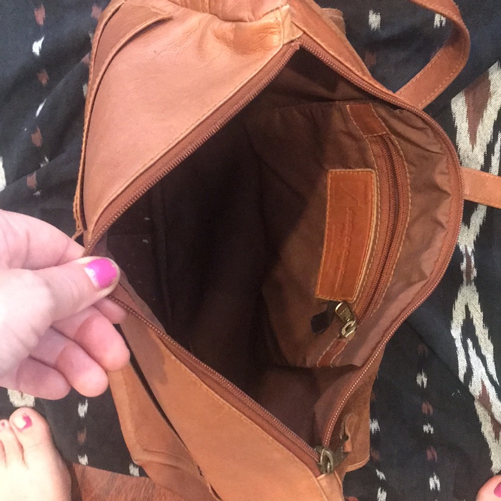 Vintage Leather Messenger Bag - Picture 12 of 16